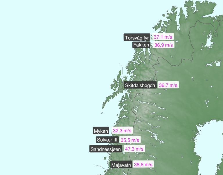 Her ser du de kraftigste vindkastene i Nordland og Troms det siste døgnet. Listen er kun over stasjoner i lavlandet. I fjellet har det kommet mye kraftigere vindkast.