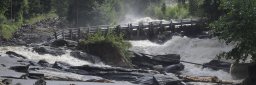 Endringar i klima skapar behov for eit oppdatert kunnskapsgrunnlag, blant anna for bygge trygge vegar og infrastruktur for framtida. Bilete er teke etter flaumen i Utvik i 2017. Fotograf: Marta Kjøllestad